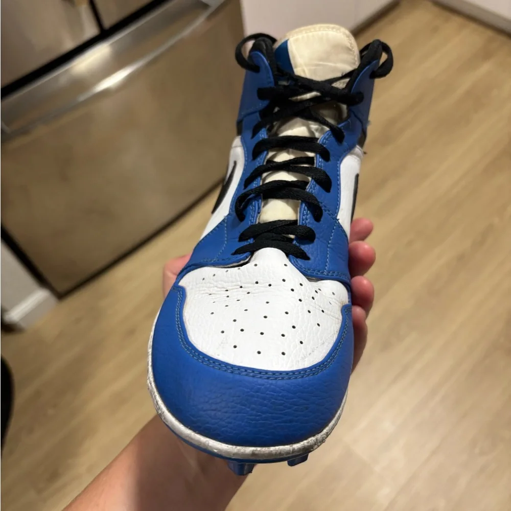 Jordan retro 1 high blue cleats - Picture 2 of 9